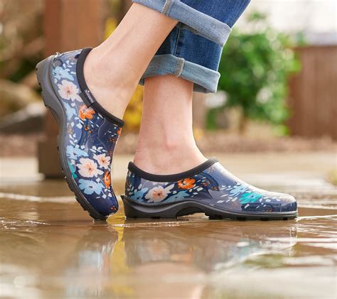 Comfortable waterproof shoes. Things To Know About Comfortable waterproof shoes. 